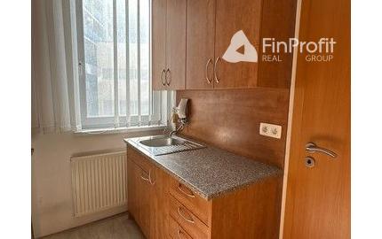 Reprezentatívny obchodno-administratívny priestor na prenájom – 137 m², Košická ulica.