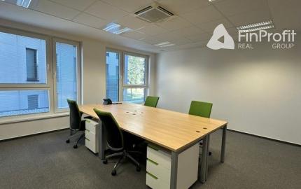 Reprezentatívne administratívne priestory na prenájom - od 18 m2, Košická ul.