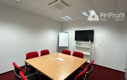 Reprezentatívne administratívne priestory na prenájom - od 18 m2, Košická ul.