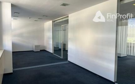 Uzavretý administratívny priestor na prenájom - 297 m2, Košická ul.