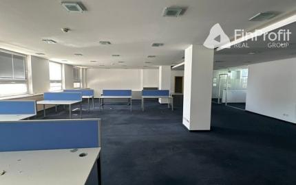 Uzavretý administratívny priestor na prenájom - 297 m2, Košická ul.