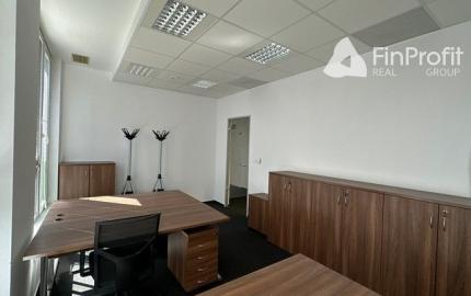 Reprezentatívny administratívny priestor na prenájom - 360 m2, Košická ul.