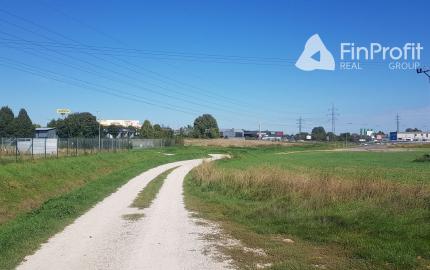 Predám pozemok v Nitre - Kynek pri Metre.