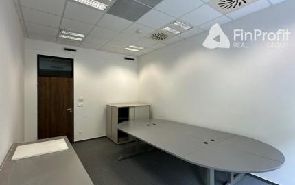 Kancelária v budove OMNIPOLIS na prenájom - 20,15 m2, ul. Trnavská cesta