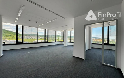 Reprezentatívny kancelársky priestor na prenájom - 49 m2, Račianska ul.