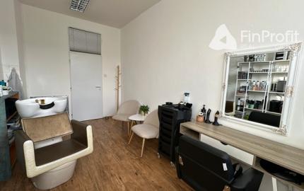 Plne vybavený kadernícky priestor - podnájom – Račianska ul.