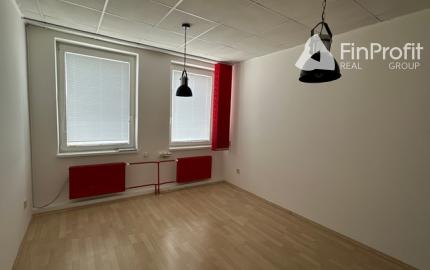 Kancelárske priestory na prenájom - od 15 m2, Bajkalská ul.