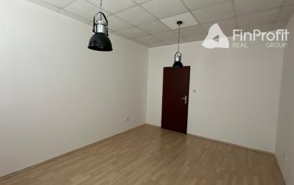 Kancelárske priestory na prenájom - od 15 m2, Bajkalská ul.