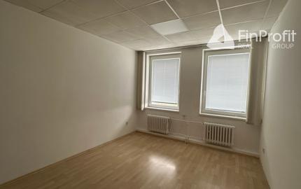 Kancelárske priestory na prenájom - od 15 m2, Bajkalská ul.