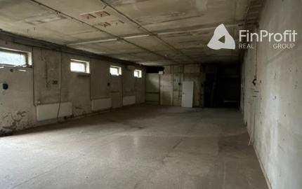 Skladovo-výrobný priestor na prenájom - 544 m2, Nádražná ul.