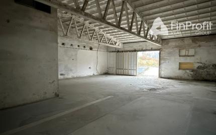 Skladovo-výrobný priestor na prenájom - 544 m2, Nádražná ul.