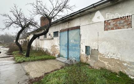 Skladovo-výrobný priestor na prenájom - 544 m2, Nádražná ul.