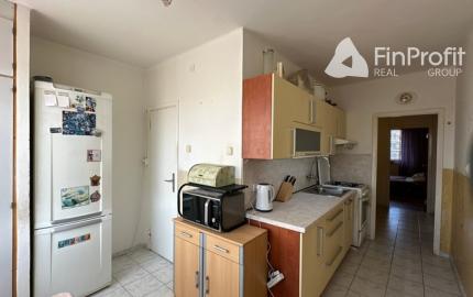 Priestranný 4-izbový byt s lodžiou – 105,6 m², Športová ul.