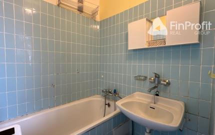 Priestranný 4-izbový byt s lodžiou – 105,6 m², Športová ul.