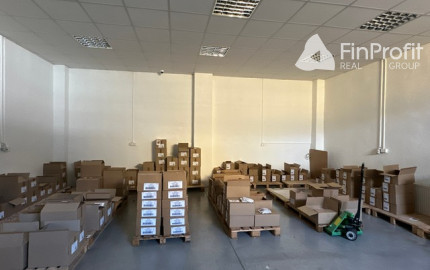 Vykurovaný sklad na prenájom - 145 m2, Račianska ul.