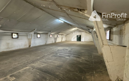 Skladovo-výrobný priestor na prenájom - 440 m2, Poľovnícka ul.