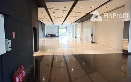 Obchodný priestor na prenájom - 340 m2, Stará Vajnorská