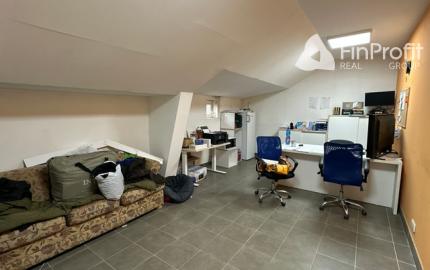 Priestor s administratívnym zázemím na prenájom - 400 m2, Poľovnícka ul.