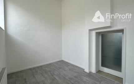 Skladovo prevádzkový priestor na prenájom - 166 m2, Odborárska ul.