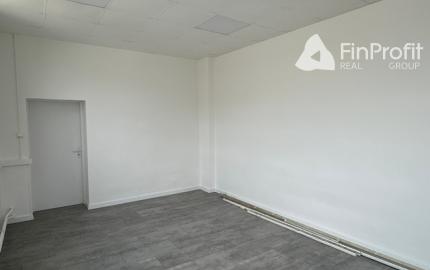 Skladovo prevádzkový priestor na prenájom - 166 m2, Odborárska ul.