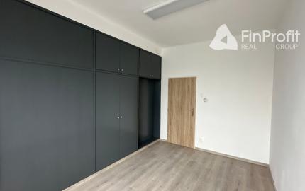 Kancelárske priestory s umývadlom na prenájom - od 18 m2, Bojnická ul.