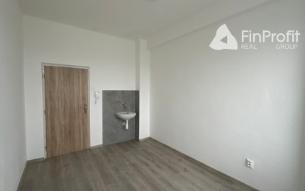 Kancelárske priestory s umývadlom na prenájom - od 18 m2, Bojnická ul.