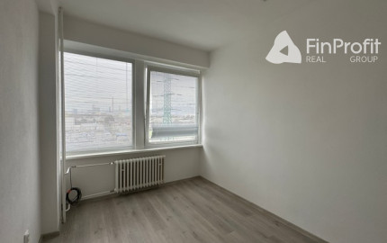 Kancelárske priestory s umývadlom na prenájom - od 18 m2, Bojnická ul.