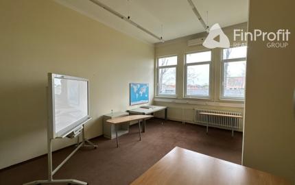 Administratívny celok na prenájom - 475 m2, Bojnická ul.