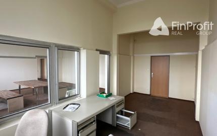 Administratívny celok na prenájom - 475 m2, Bojnická ul.