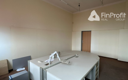 Administratívny celok na prenájom - 475 m2, Bojnická ul.