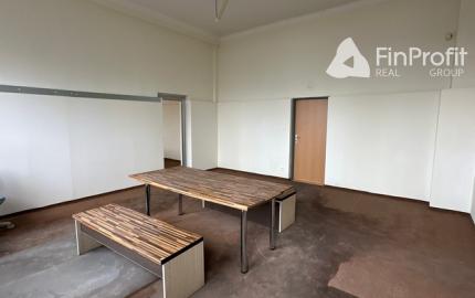 Administratívny celok na prenájom - 475 m2, Bojnická ul.