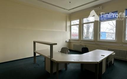 Administratívny celok na prenájom - 475 m2, Bojnická ul.