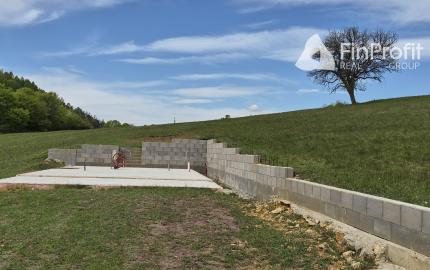 Predám stavebný pozemok Jedľové Kostoľany + stavebné povolenie.