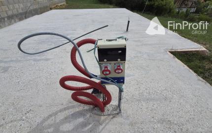 Predám stavebný pozemok Jedľové Kostoľany + stavebné povolenie.