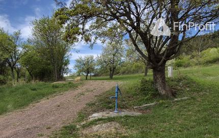 Predám stavebný pozemok Jedľové Kostoľany + stavebné povolenie.