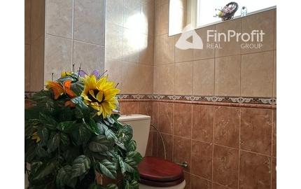 Podpivničený 3i dom s veľkým pozemkom vo Vajnoroch