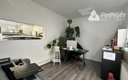 Skladovo-servisný priestor na prenájom - 94,5 m2, Bajkalská ul