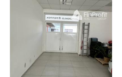 Obchodno-servisný priestor na prenájom – 72 m2, Bajkalská ul.