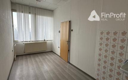 Kancelárie s umývadlom na prenájom - od 13 m2, Nádražná ul.