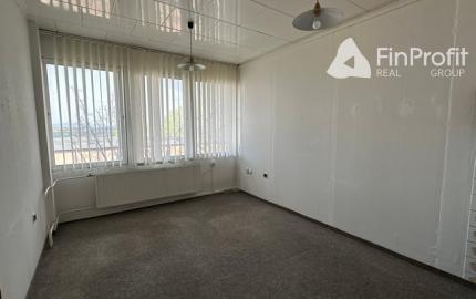 Kancelárie s umývadlom na prenájom - od 13 m2, Nádražná ul.