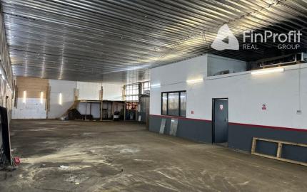 Priestory pre autoservis, sklad alebo ľahkú výrobu - 300 m2, Púchovská ul.