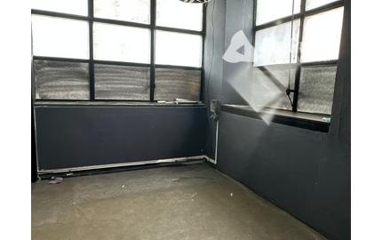 Priestory pre autoservis, sklad alebo ľahkú výrobu - 300 m2, Púchovská ul.