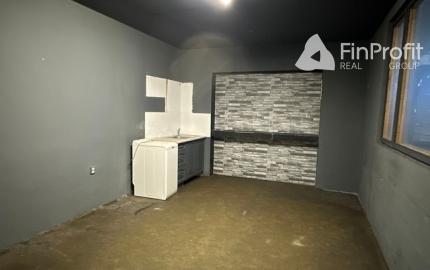 Priestory pre autoservis, sklad alebo ľahkú výrobu - 300 m2, Púchovská ul.