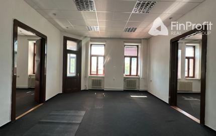 Kancelárske priestory na prenájom - od 103 m², Šafárikovo námestie