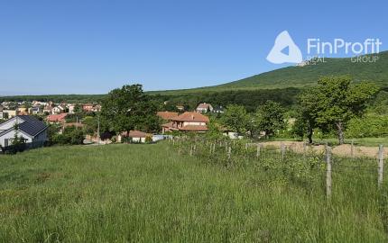Predám stavebný pozemok - Nitrianske Hrnčiarovce 2671m2