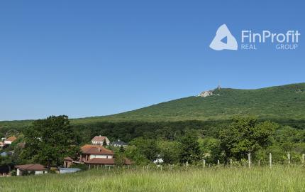 Predám stavebný pozemok - Nitrianske Hrnčiarovce 2671m2