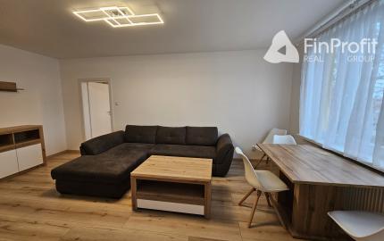 Na prenájom 2 izbový byt blízko centra Piešťan