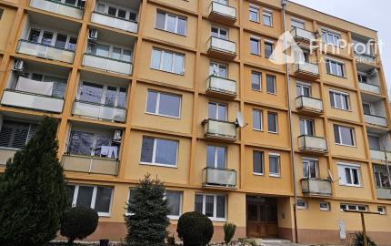 Na prenájom 2 izbový byt blízko centra Piešťan