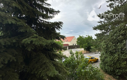 Svetlý 3-izbový byt s loggiou – 69 m², Tomanova ul.