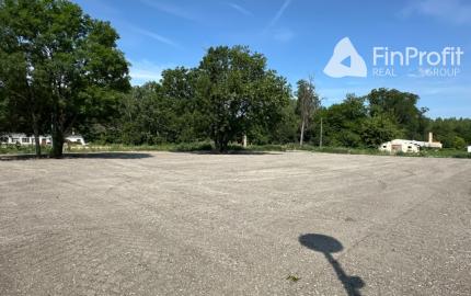Spevnené komerčné plochy na prenájom - 4.724 m2, Poľovnícka ul.